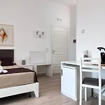 Guest house Faro Bianco - & 3*