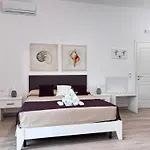 Faro Bianco - & Guest house 3*