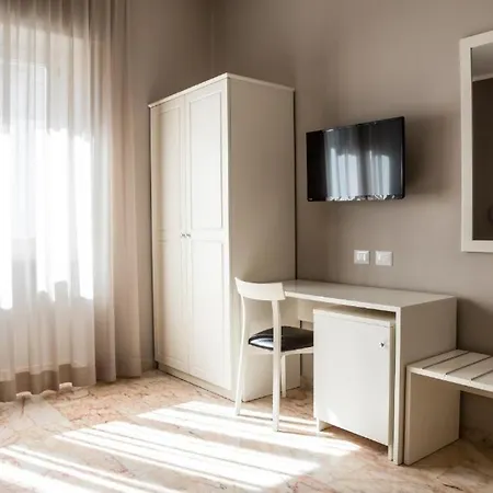 Faro Bianco - & Guest house 4*