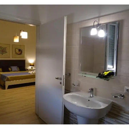 Faro Bianco - & Guest house