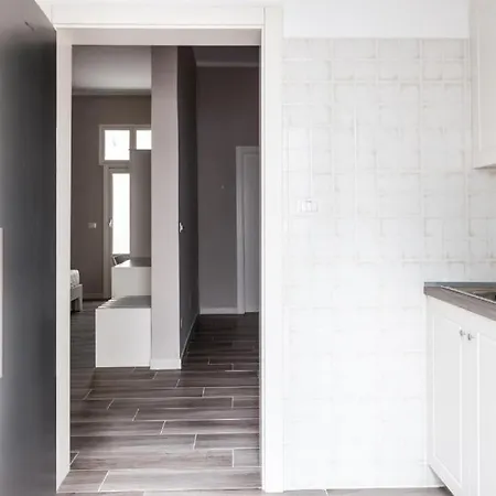 Guest house Faro Bianco - &