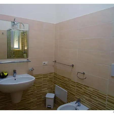 Pensionat Faro Bianco - & 4*