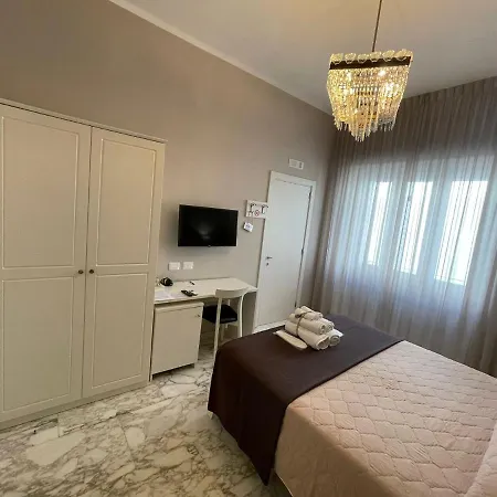Faro Bianco - & 3*