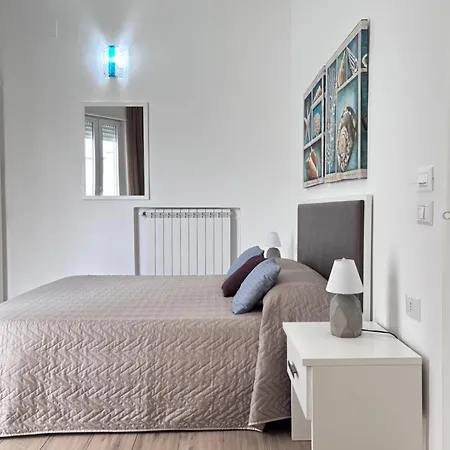 Faro Bianco - & Guest house 3*
