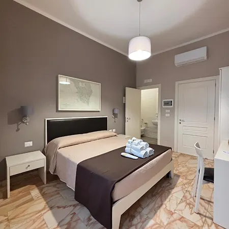 Faro Bianco - & 3*