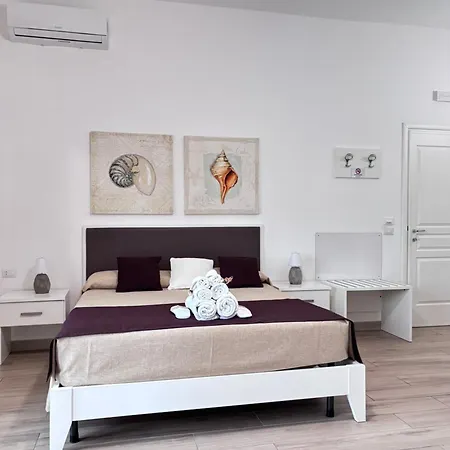 Faro Bianco - & Guest house 3*