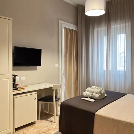 Faro Bianco - & 3*
