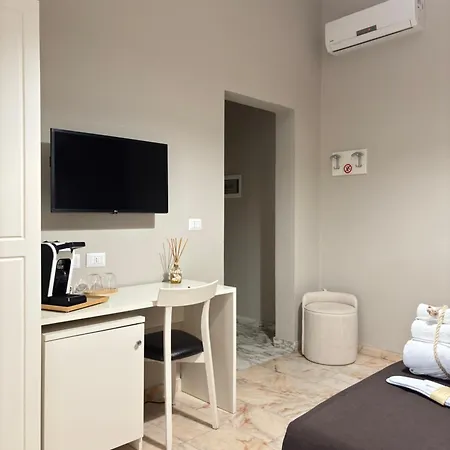 Faro Bianco - & 3*