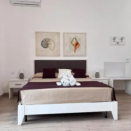 Faro Bianco - & Guest house 3*