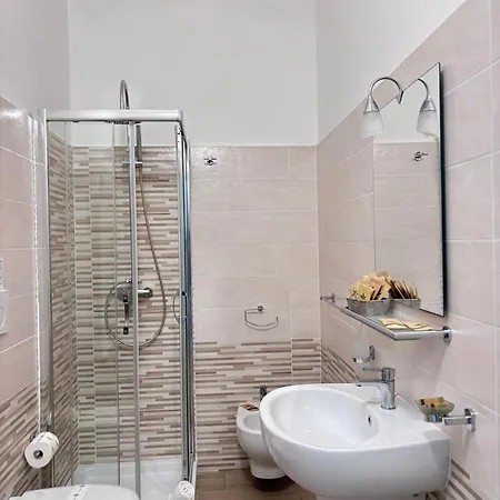 Гостевой дом Faro Bianco - & 3*