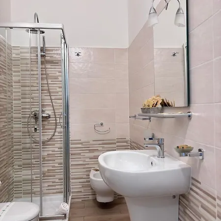 Faro Bianco - & 3*