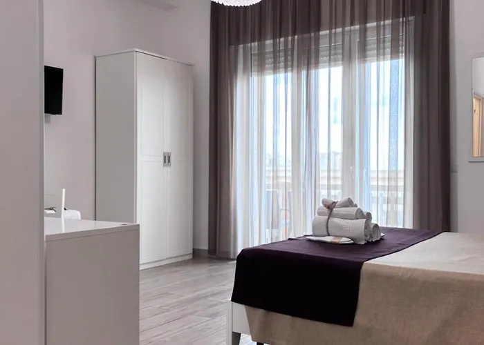 Faro Bianco - & Guest house 4*