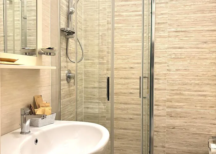 Гостевой дом Faro Bianco - & 4*