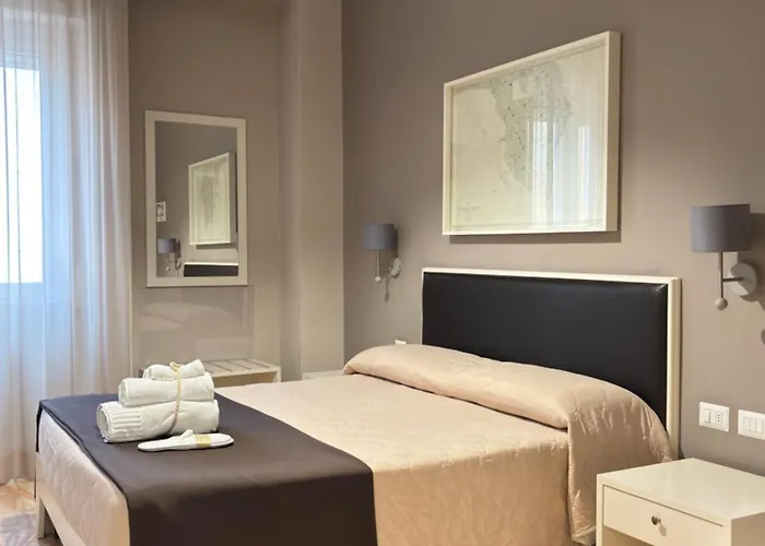 Faro Bianco - & Гостевой дом Галлиполи